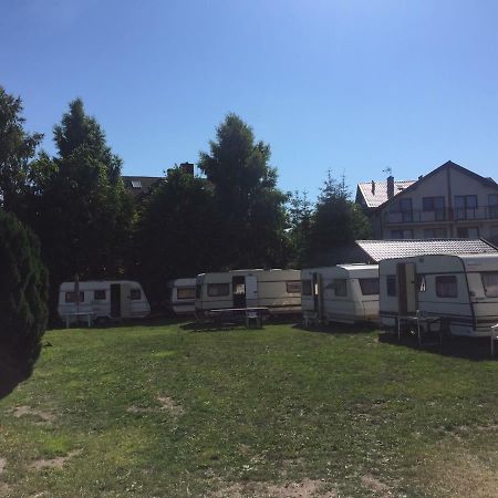 Blekitna Ostryga Hotel Jastarnia Buitenkant foto