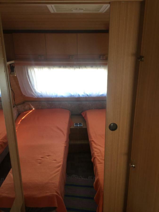 Blekitna Ostryga Hotel Jastarnia Buitenkant foto